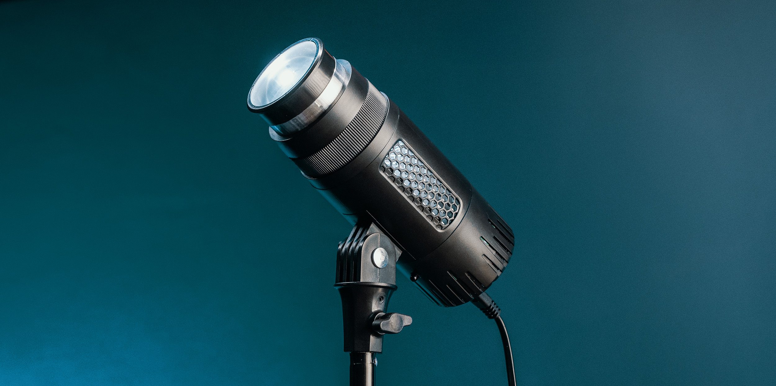 spotlight-s-barevnymi-filtry-pp-3